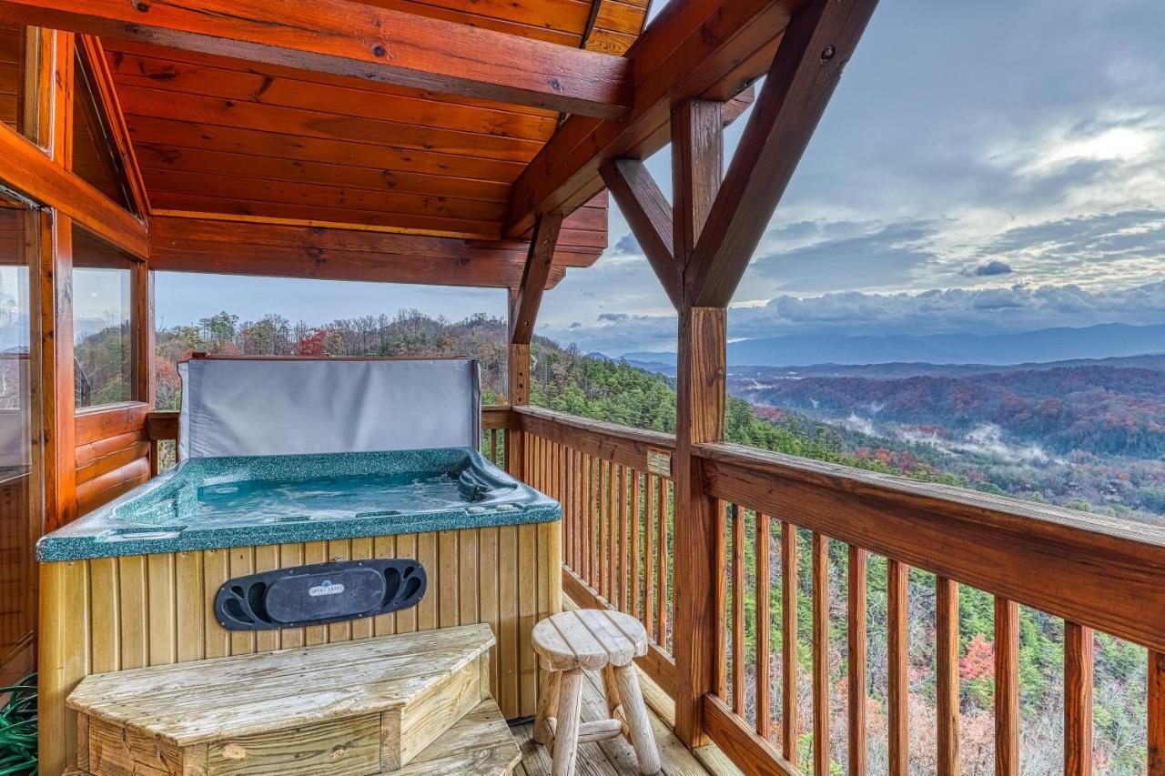 Amidst The Beauty Villa Pigeon Forge Exterior foto